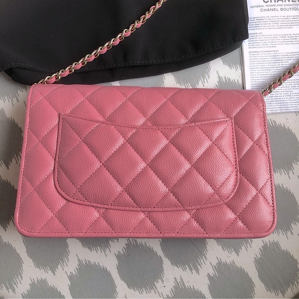🤩💓💯 authentic Chanel WOC - Picture 5 of 12